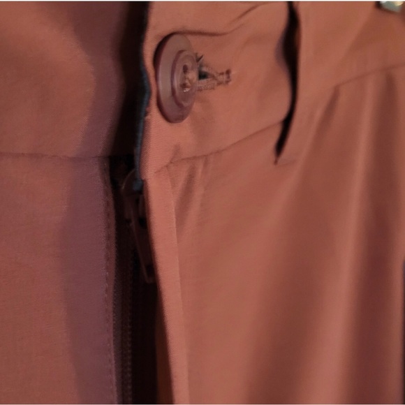 ‼️SOLD‼️Quicksilver Men’s Shorts in a beautiful rust colour. Size W32/L20. NWT - Picture 5 of 10